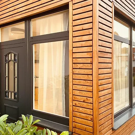 Casa Rehse: Loft Garden View With Free Parking & Smart Tv