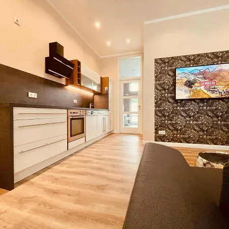 Apartment Casa Rehse: Loft Garden View With Free Parking & Smart Tv *
