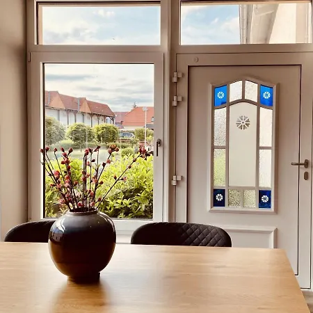 Casa Rehse: Loft Garden View With Free Parking & Smart Tv